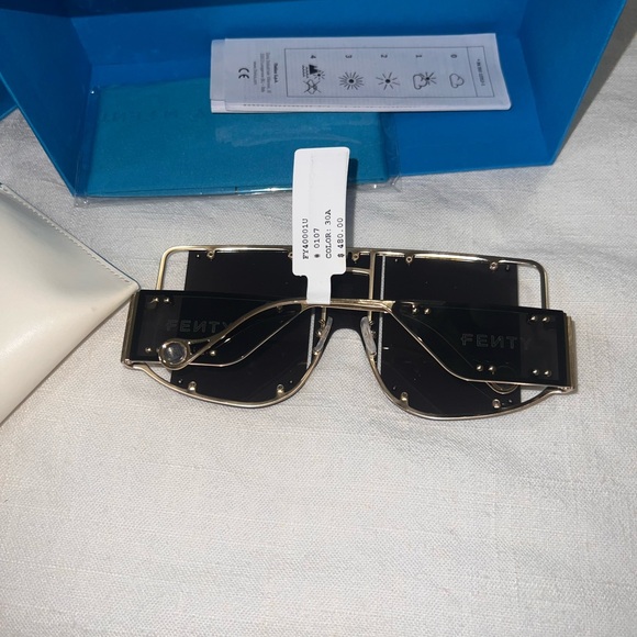 Fenty Blockt sunglasses - Picture 4 of 5